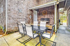 Rockaway Beach Home w/ Hot Tub: 4 Blocks to Beach!