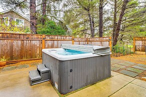 Rockaway Beach Home w/ Hot Tub: 4 Blocks to Beach!