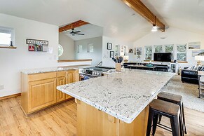 Rockaway Beach Home w/ Hot Tub: 4 Blocks to Beach!