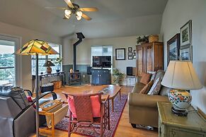 Austin Home w/ 2 Furnished Decks: Near 2 Lakes!