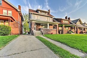 Elegant Detroit Home w/ Yard ~ 5 Mi to Dtwn!