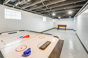 Elegant Detroit Home w/ Yard ~ 5 Mi to Dtwn!