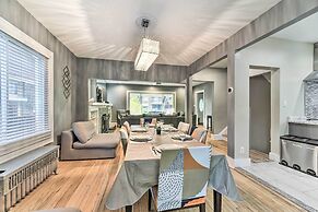 Elegant Detroit Home w/ Yard ~ 5 Mi to Dtwn!