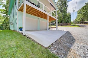 Grand Lake Cottage w/ Hot Tub in Eucha