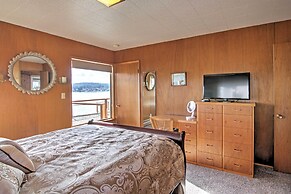 Gorgeous Poulsbo Waterfront Home on Liberty Bay!