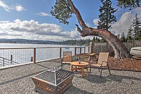 Gorgeous Poulsbo Waterfront Home on Liberty Bay!