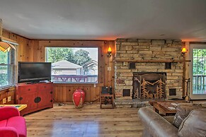 Pet-friendly Home w/ Views of Lake Delavan!