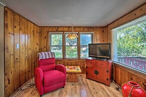 Pet-friendly Home w/ Views of Lake Delavan!