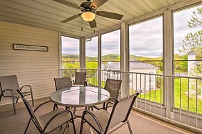 Cozy + Deluxe Branson Condo: Balcony & Pool Access