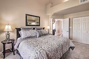 Cozy + Deluxe Branson Condo: Balcony & Pool Access