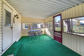 Waterloo Home: Walk to Pickwick Lake Fishing Pier!