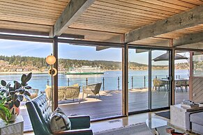 Waterfront Port Orchard Home W/furnished Deck
