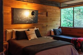 Waterfront Port Orchard Retreat w/ Furnished Deck!