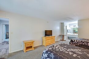 Screened Deck: Margaritaville Lake Resort Retreat!