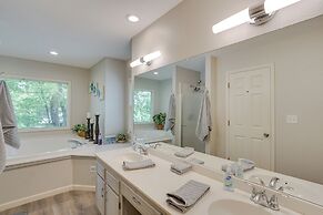 Screened Deck: Margaritaville Lake Resort Retreat!