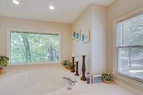 Screened Deck: Margaritaville Lake Resort Retreat!