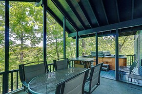 Screened Deck: Margaritaville Lake Resort Retreat!