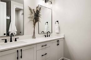 Desert Daydream 4 Bedroom Townhouse