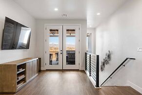 Desert Daydream 4 Bedroom Townhouse