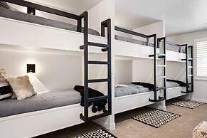 Desert Daydream 4 Bedroom Townhouse