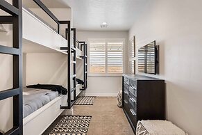 Desert Daydream 4 Bedroom Townhouse