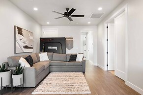 Desert Daydream 4 Bedroom Townhouse