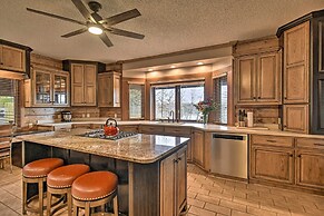 Hot Tub, Grill: Hilltop Log Cabin in Hot Springs!