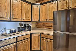 Hot Tub, Grill: Hilltop Log Cabin in Hot Springs!