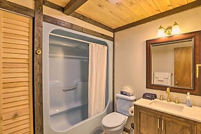 'stonewood Lodge' Home w/ Deck in Glenville!