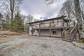 'stonewood Lodge' Home w/ Deck in Glenville!