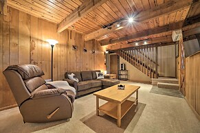 'stonewood Lodge' Home w/ Deck in Glenville!