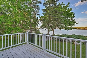 Lovely Waterfront Owls Head Home w/ Own Beach