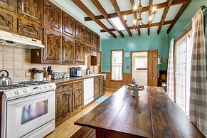 Monument Retreat - Walk to Local Dining & Shopping