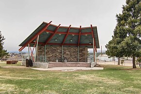 Monument Retreat - Walk to Local Dining & Shopping