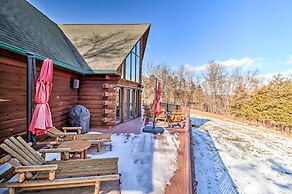 Luxury Log Cabin w/ EV Charger & Mtn Views!