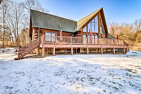 Luxury Log Cabin w/ EV Charger & Mtn Views!