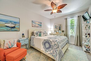 Airy Coastal Casa on Park: 6 Mi to Honeymoon Isle!