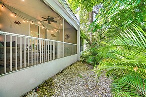 Airy Coastal Casa on Park: 6 Mi to Honeymoon Isle!