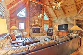 Purlear Luxury, Spacious Log Cabin w/ Mtn Views!