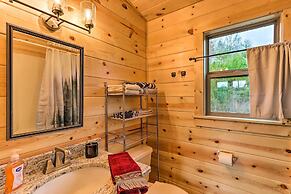 Cozy Mtn Cabin: Spacious Deck & Forest Views!
