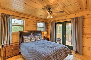 Cozy Mtn Cabin: Spacious Deck & Forest Views!