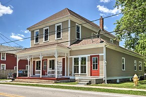 'the Ruebling House' Historic Defiance Apartment!