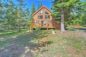 Bright Klamath Falls Cabin w/ Deck & Mtn Views!