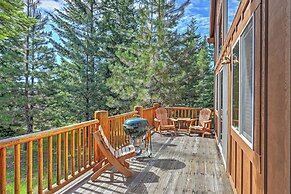 Bright Klamath Falls Cabin w/ Deck & Mtn Views!