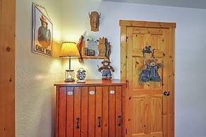 Bright Klamath Falls Cabin w/ Deck & Mtn Views!