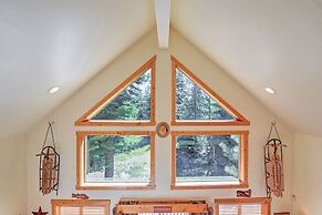 Bright Klamath Falls Cabin w/ Deck & Mtn Views!