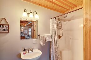 Modern Cabin w/ Grill Near Golf & Bass Fishing!