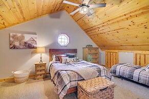 Modern Cabin w/ Grill Near Golf & Bass Fishing!