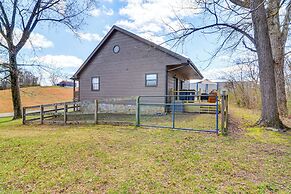 Modern Cabin w/ Grill Near Golf & Bass Fishing!