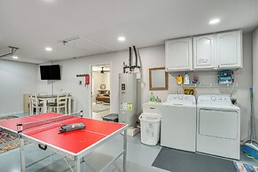 Granbury Cottage, Steps to Lake & Dock!